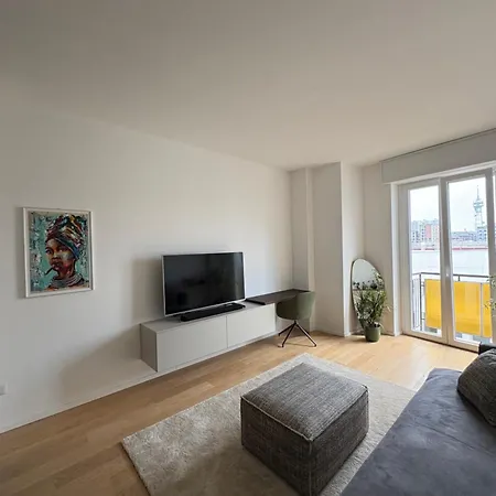 Ab Luxury Flat - City Life